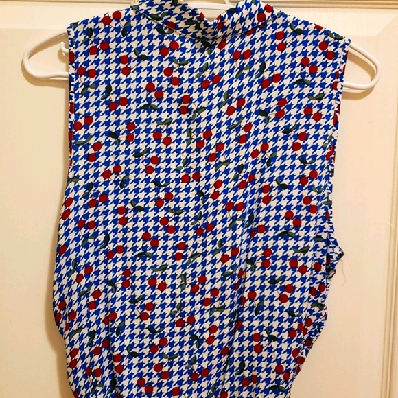 Cherry blue Sleeveless shirt/top - Picture 2 of 4